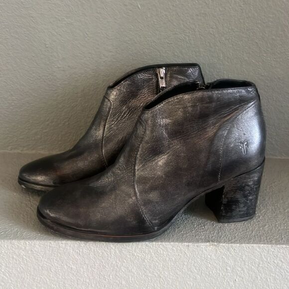 Frye Nora Zip Boots Shoes - Picture 2 of 8